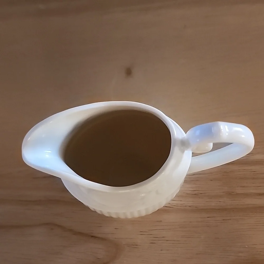 I.GODINGER & CO. IVORY CREAMER PITCHER. - Picture 2 of 6